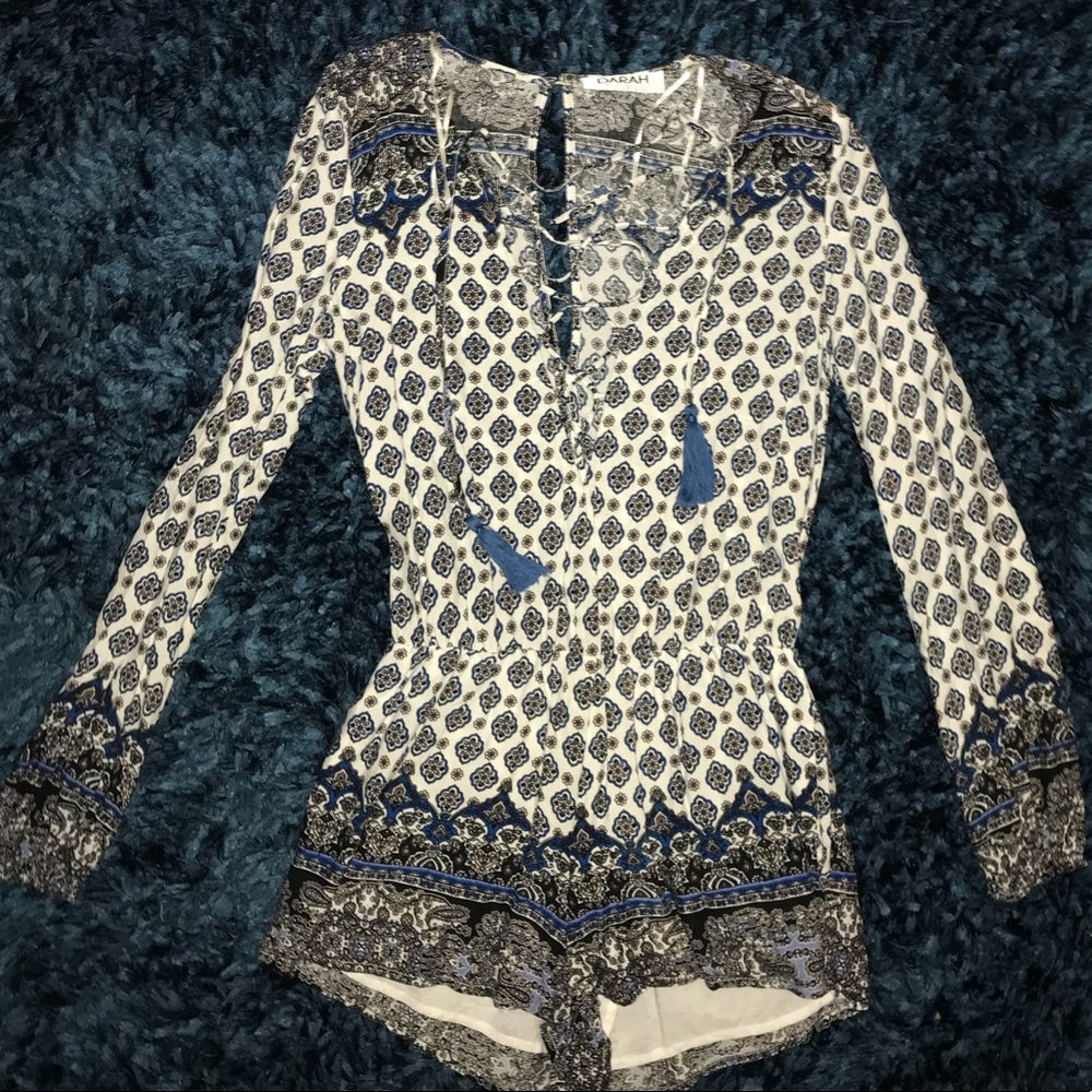 Blue & White Paisley Lace-up Romper Size Small